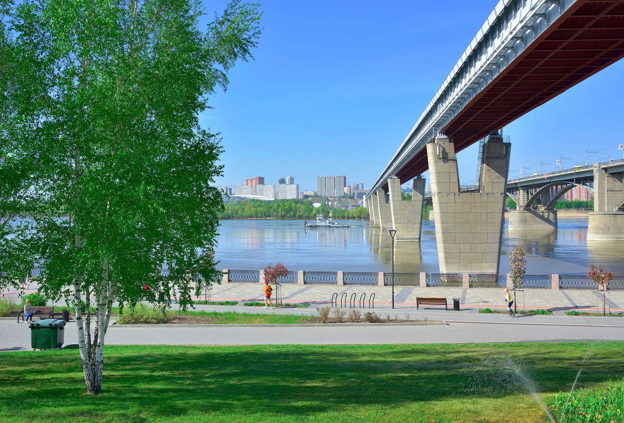 米哈伊洛夫斯卡娅河堤