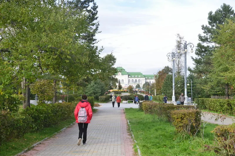 阿穆尔林荫大道