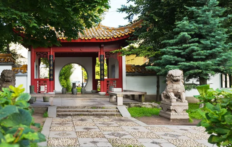 "友谊花园"