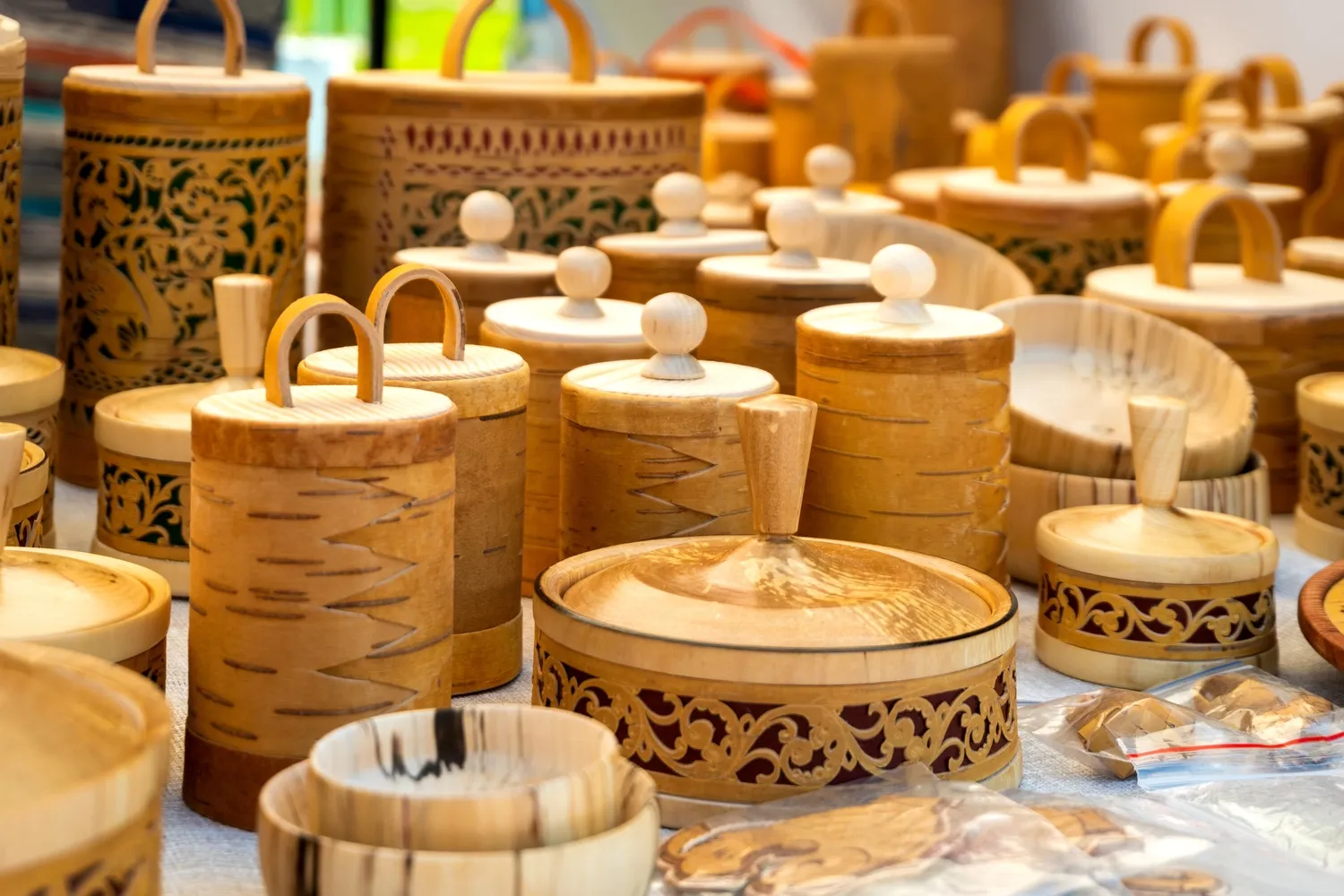 谢莫戈德镂空雕刻