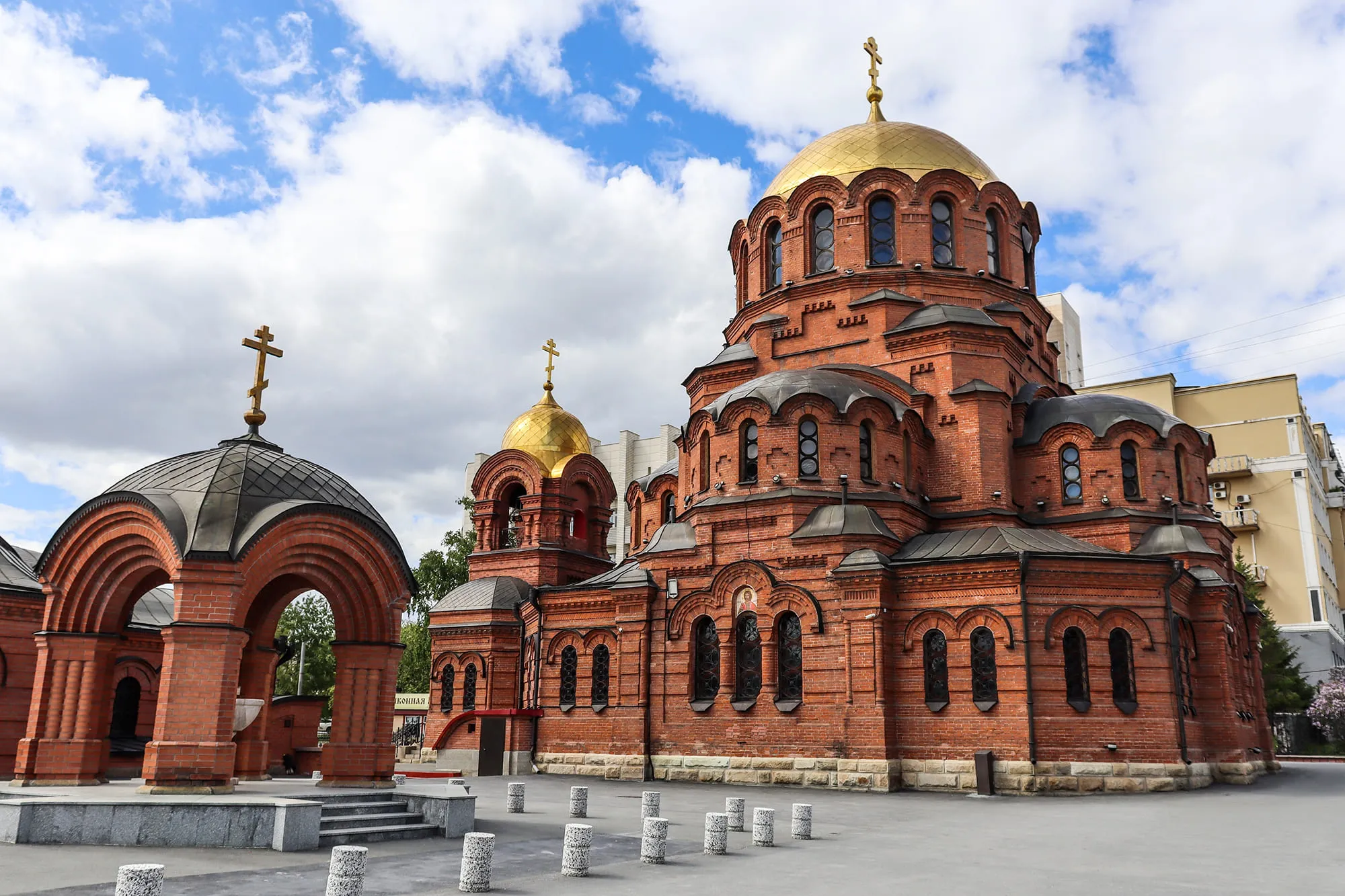 圣亚历山大·涅夫斯基大教堂