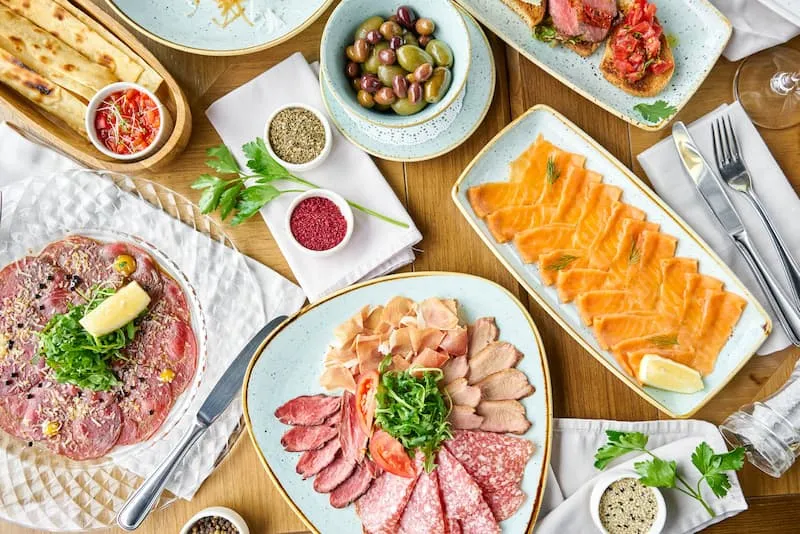 “东方”餐厅