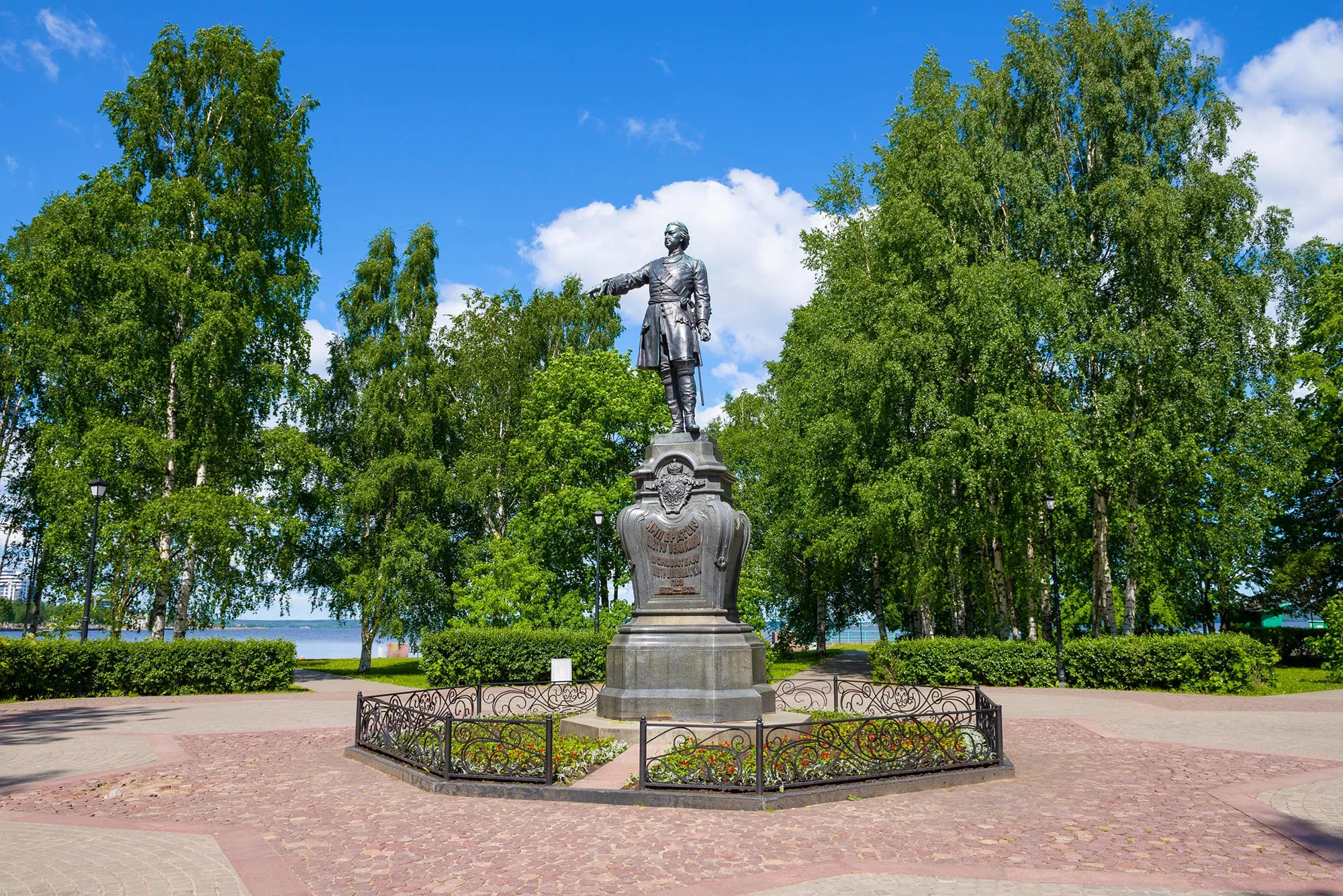 彼得一世纪念碑