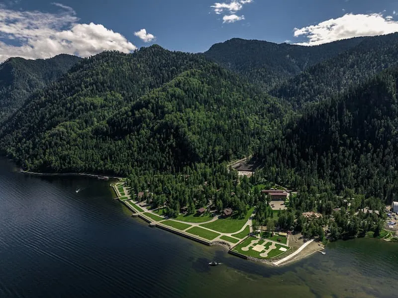 Altay Village Teletskoe五星酒店