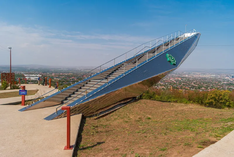 «Stairway to Heaven»观景台